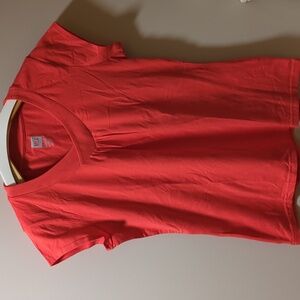 Like New MEC Red Active Top